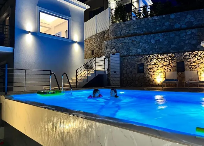 Katerina's Village * Áyios Nikítas